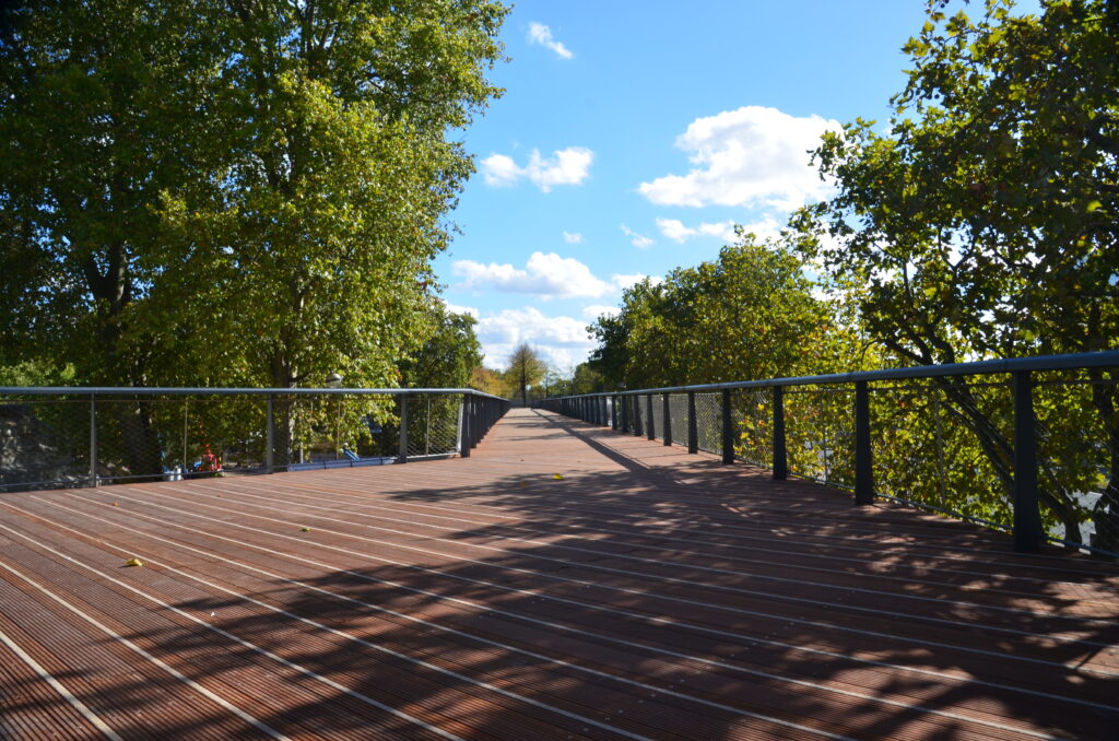 terrasse en bois paris bercy ile de france menuiserie perif