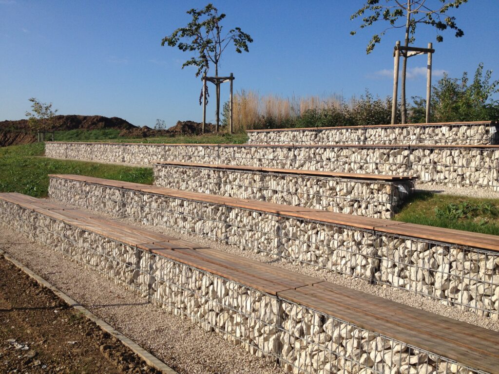 assises sur gabions en bois cumaru saint pierre du perray ile de france menuiserie perif